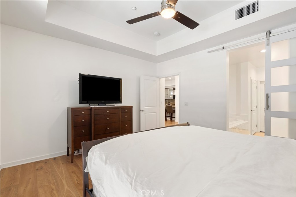 Building enter - 21 Gramercy 102, Irvine CA 92612 - photo 16