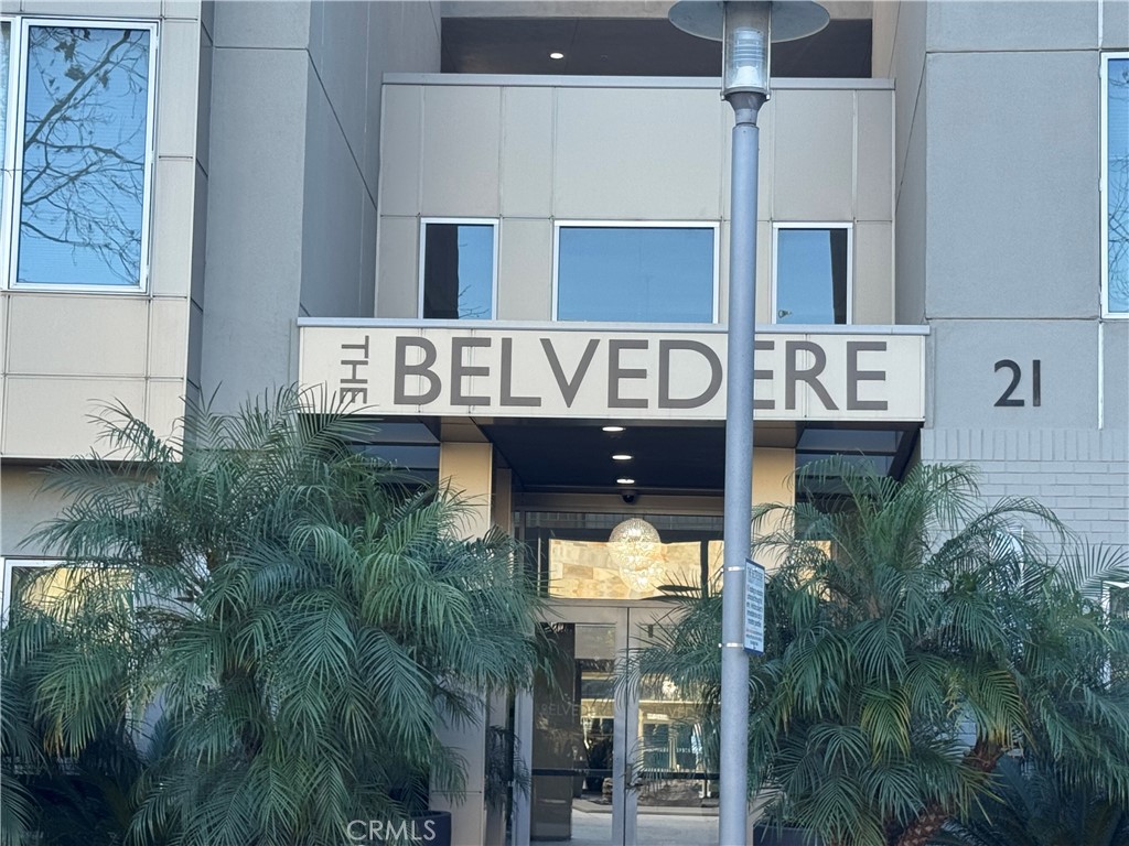 Belvedere building is one of the most desirable buildings in Cnetral park West. - 21 Gramercy 218, Irvine CA 92612 - photo 15