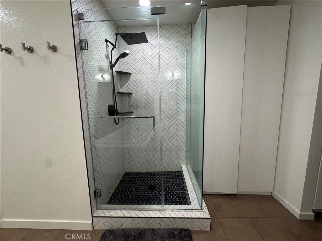 Remodel shower - 21 Gramercy 218, Irvine CA 92612 - photo 29