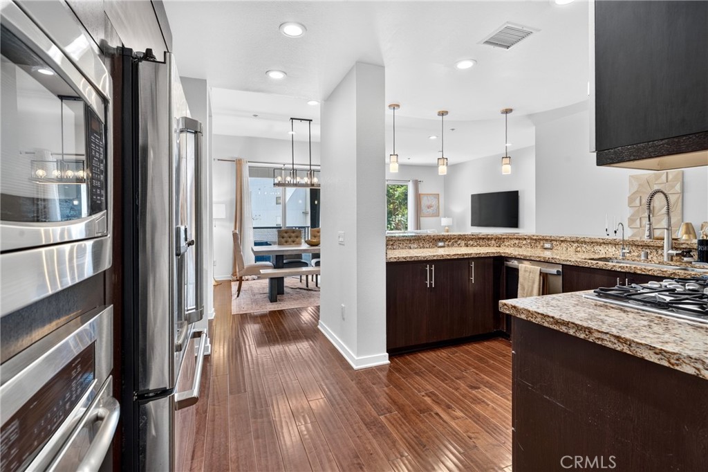 21 Gramercy 218, Irvine CA 92612 - photo 19