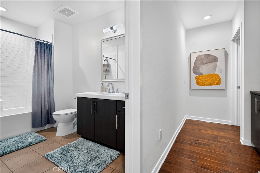 21 Gramercy 218, Irvine CA 92612 - photo 26