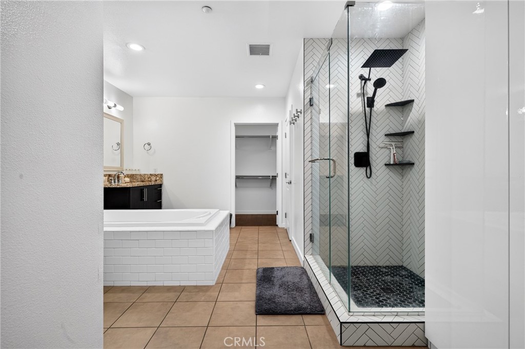 21 Gramercy 218, Irvine CA 92612 - photo 30