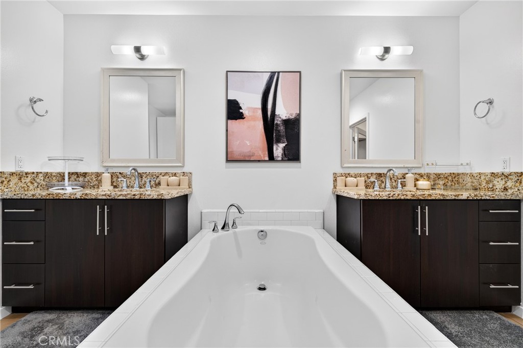 21 Gramercy 218, Irvine CA 92612 - photo 32