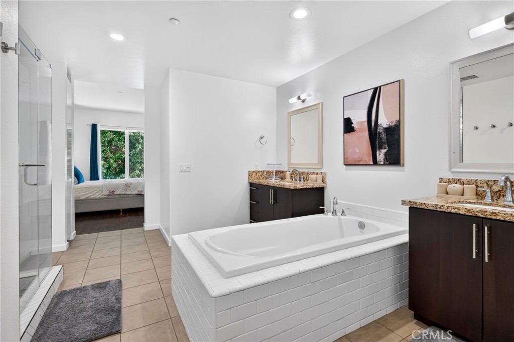 21 Gramercy 218, Irvine CA 92612 - photo 34