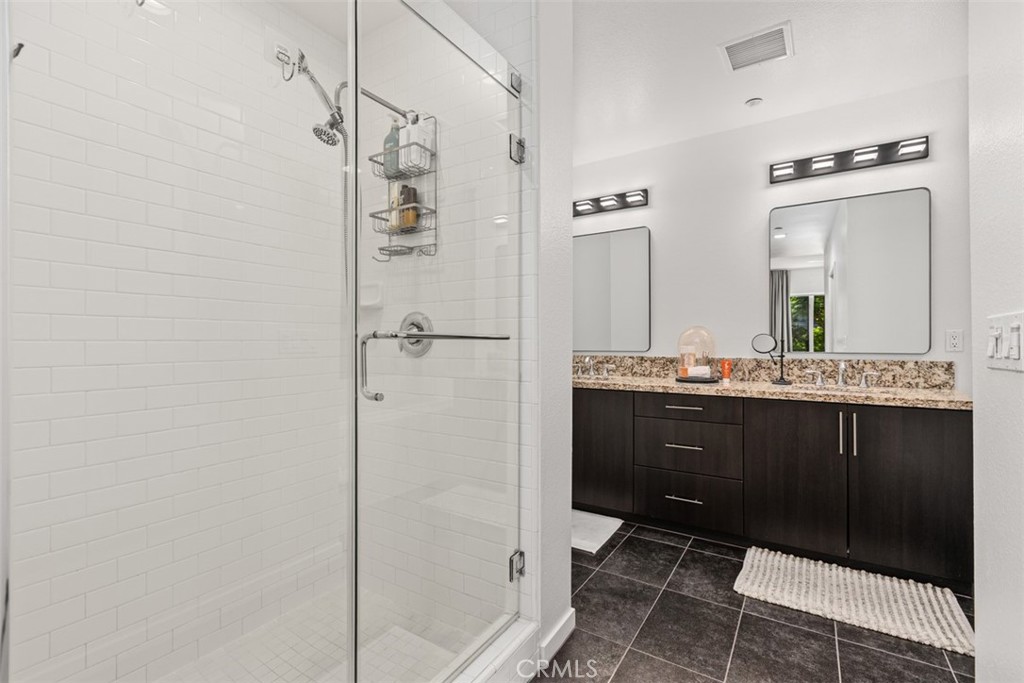 21 Gramercy 220, Irvine CA 92612 - photo 20