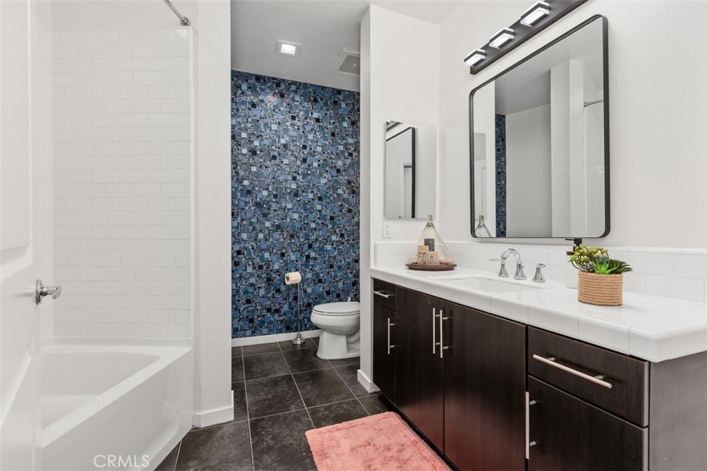 21 Gramercy 220, Irvine CA 92612 - photo 24
