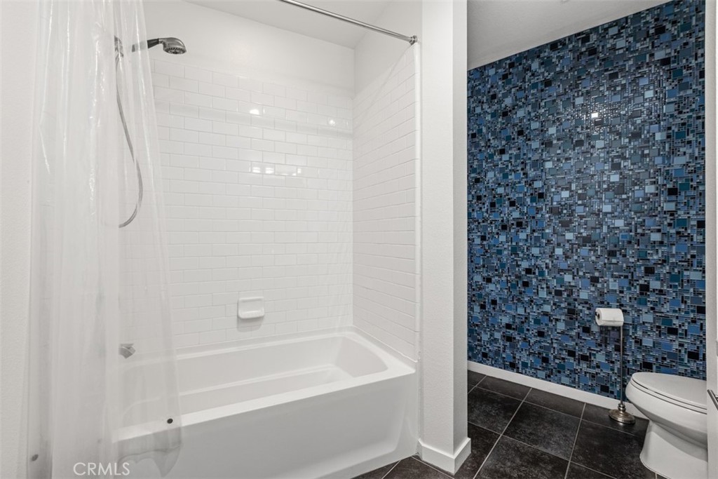 21 Gramercy 220, Irvine CA 92612 - photo 25