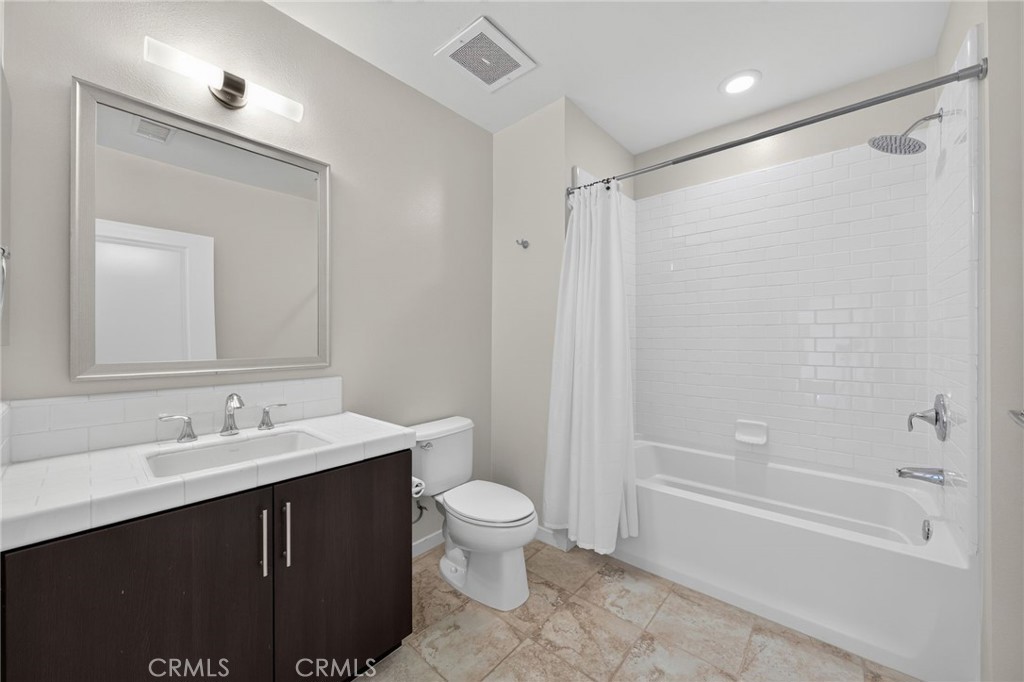 secondary bathroom - 21 Gramercy 309, Irvine CA 92612 - photo 21
