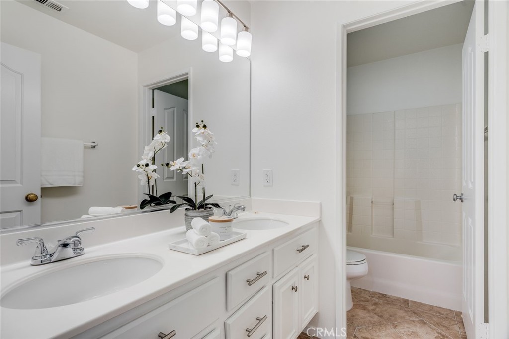 21 Rhode Island, Irvine CA 92606 - photo 30