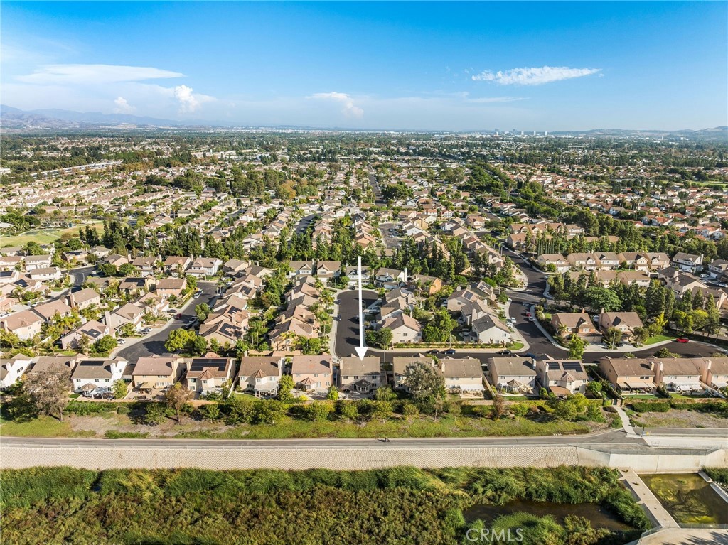 No neighbors behind, just perfect access to miles of Peter's Canyon Trail/Path - 21 Rhode Island, Irvine CA 92606 - photo 32