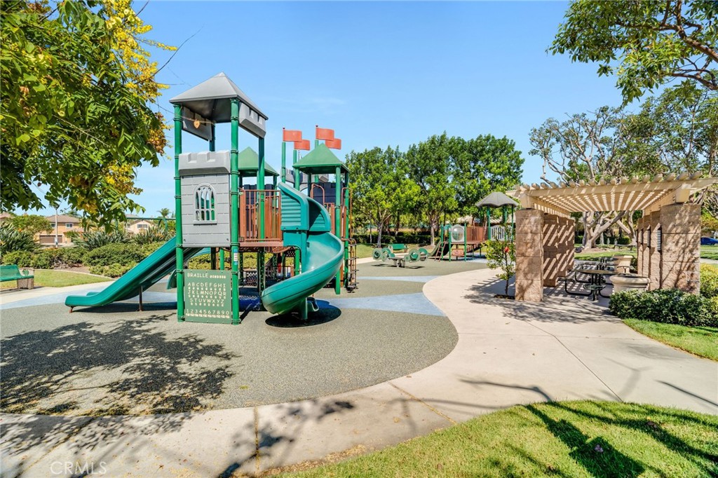 21 Rhode Island, Irvine CA 92606 - photo 43