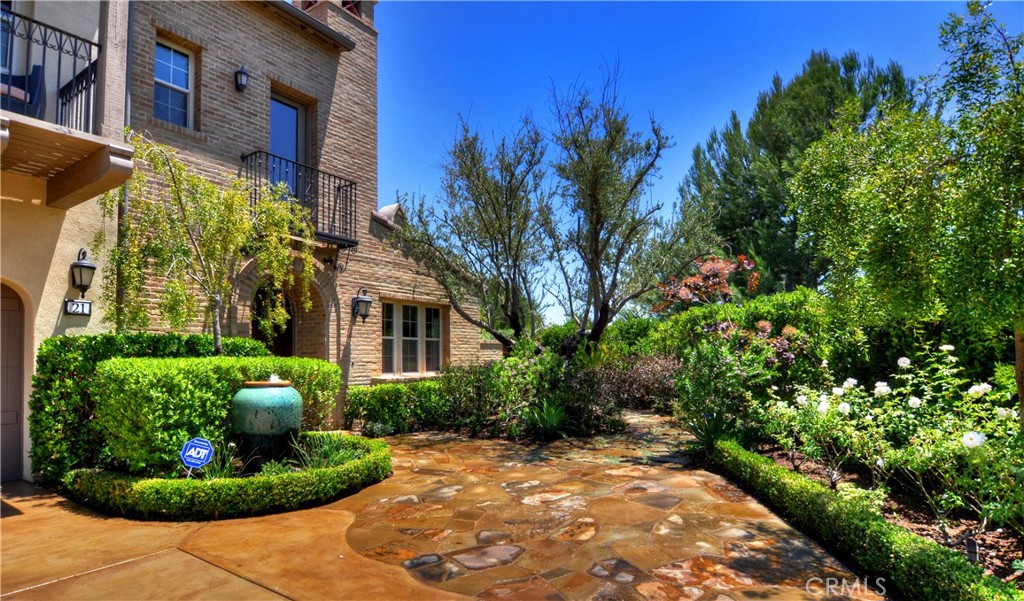 21 Seclusion, Irvine CA 92618 - photo 2