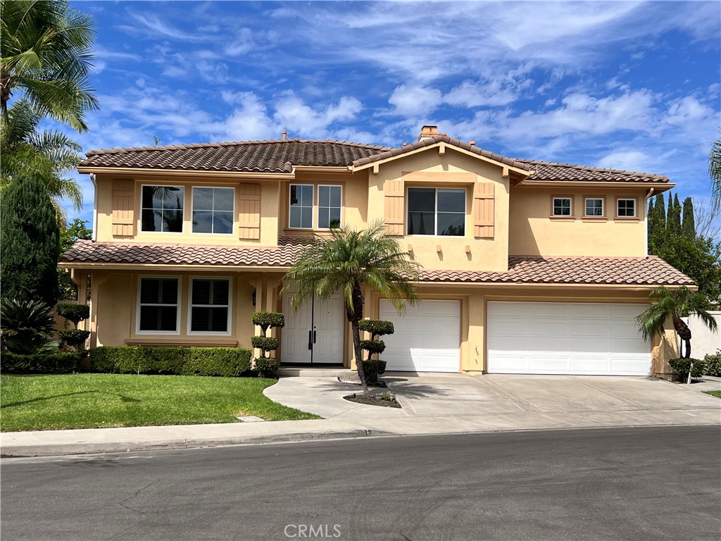 3 car garage and long driveway - 21 Sovente, Irvine CA 92606 - photo 2