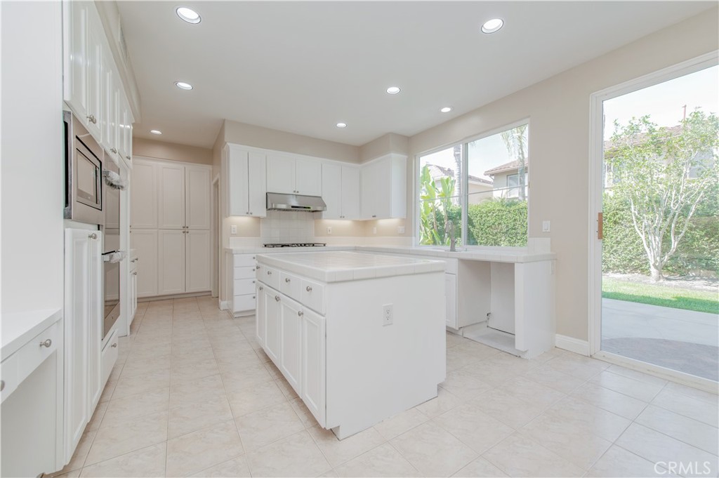 21 Sovente, Irvine CA 92606 - photo 23