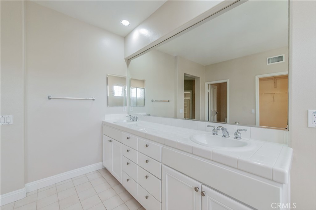 21 Sovente, Irvine CA 92606 - photo 43