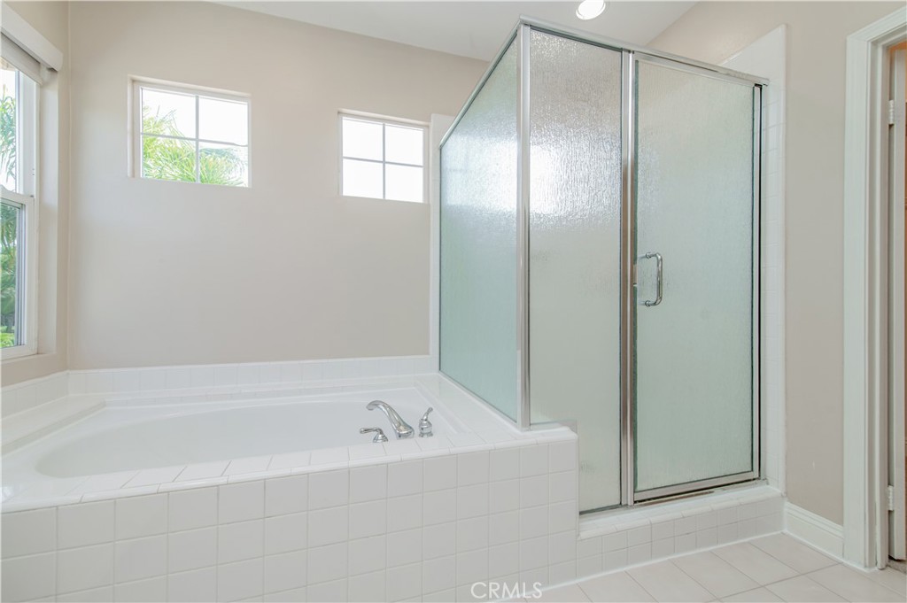master bathroom - 21 Sovente, Irvine CA 92606 - photo 44