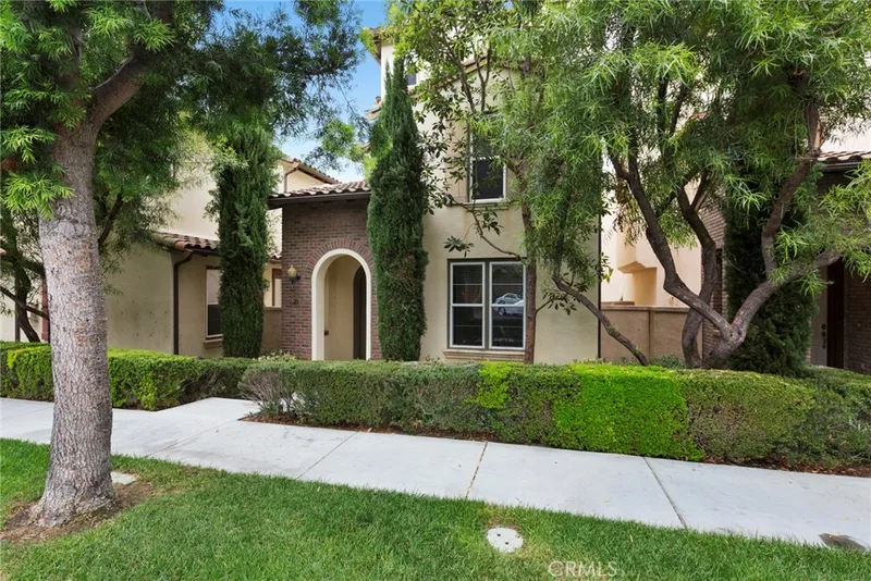21 Tall Oak, Irvine, CA 92603