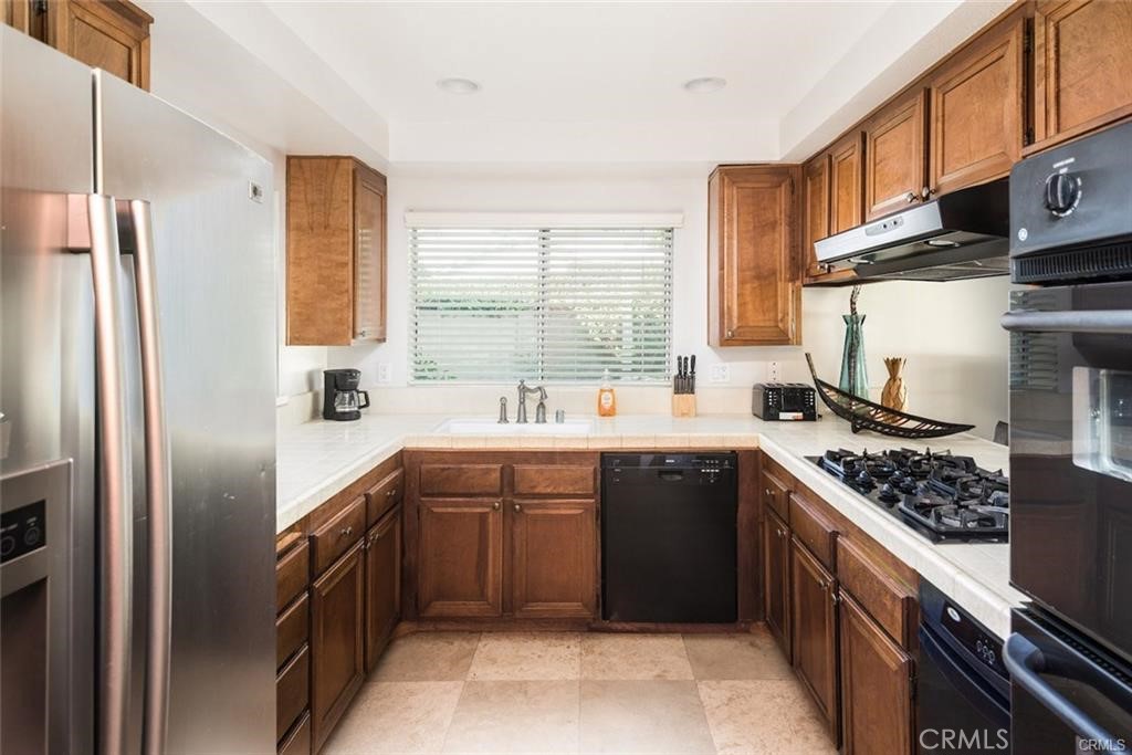 21 Tory, Irvine CA 92620 - photo 6