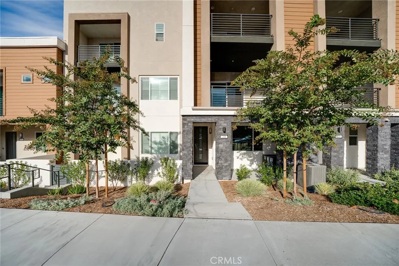 211 Baluster, Irvine, CA 92618