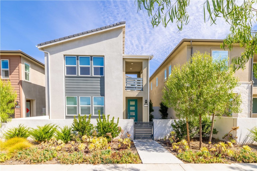 211 Culture, Irvine CA 92618 - photo 1