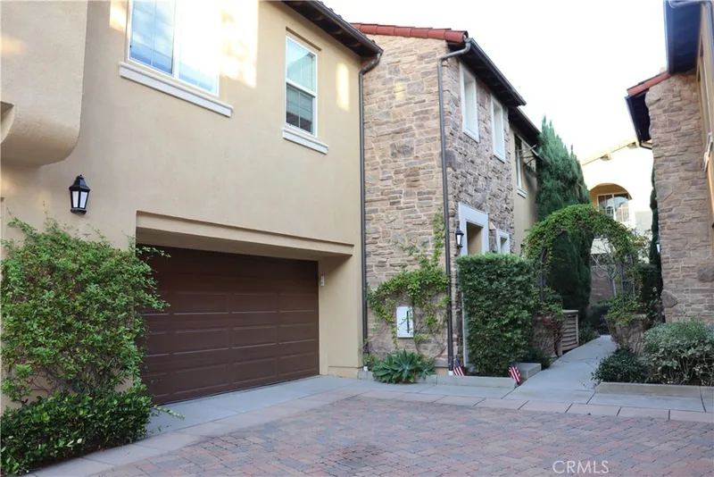 213 Lonetree, Irvine