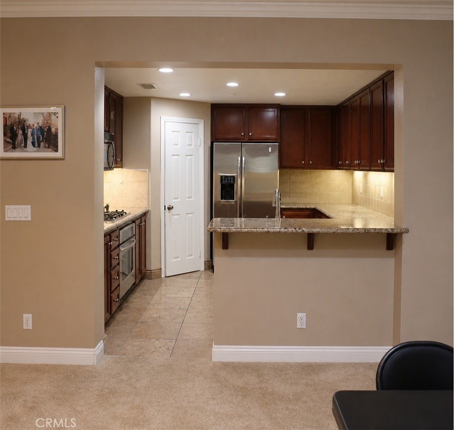 213 Lonetree, Irvine CA 92603 - photo 8