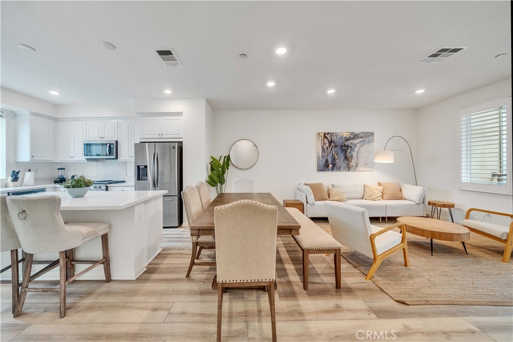 213 Steely, Irvine CA 92614 - photo 5