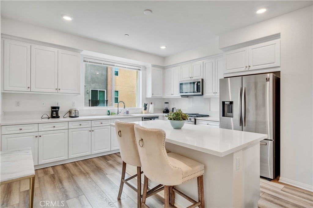 213 Steely, Irvine CA 92614 - photo 9