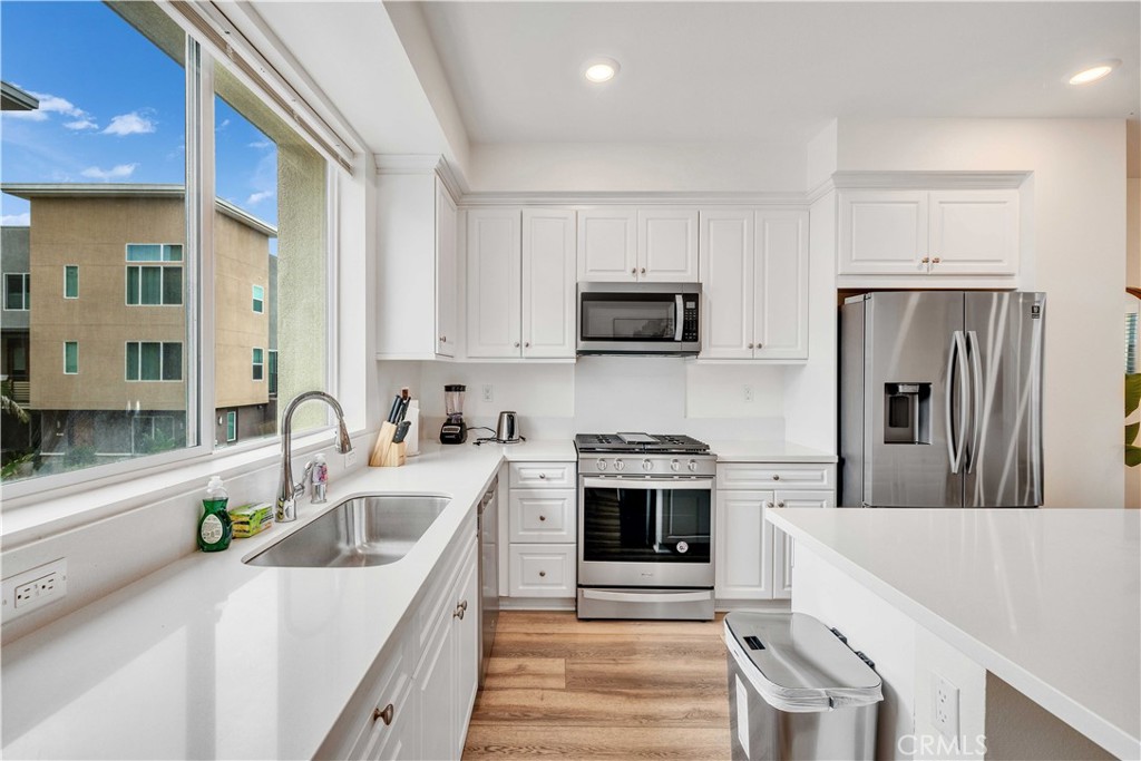 213 Steely, Irvine CA 92614 - photo 11