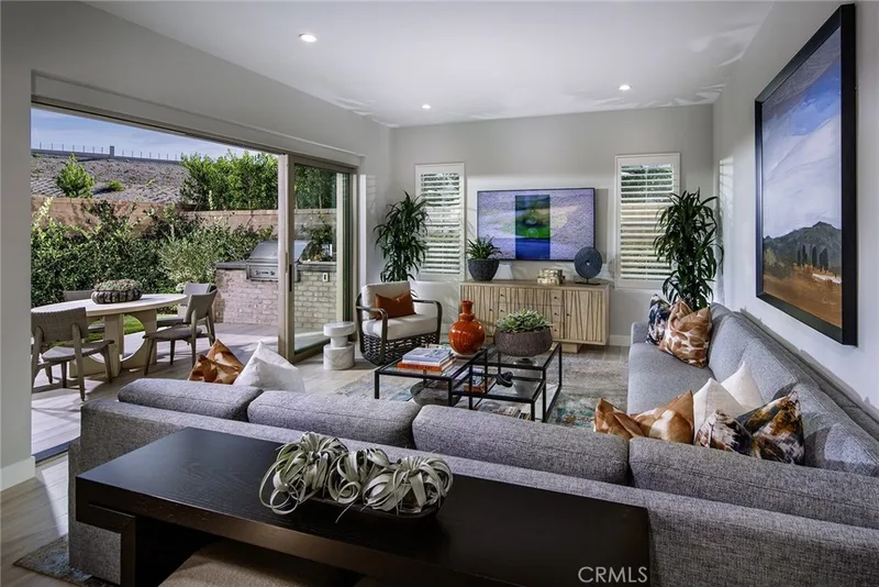 214 Maricopa, Irvine, CA 92618