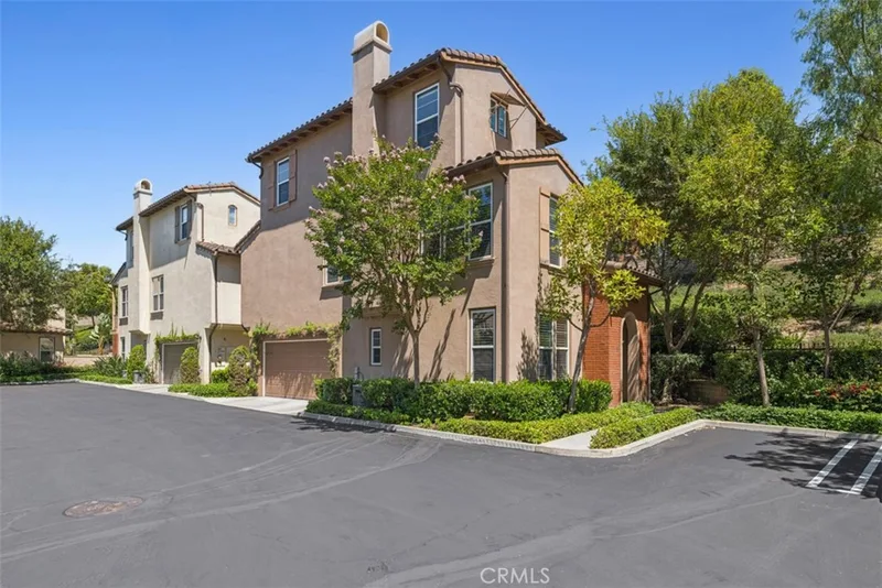 214 Tall Oak, Irvine, CA 92603