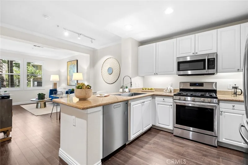 2147 Watermarke Place, Irvine