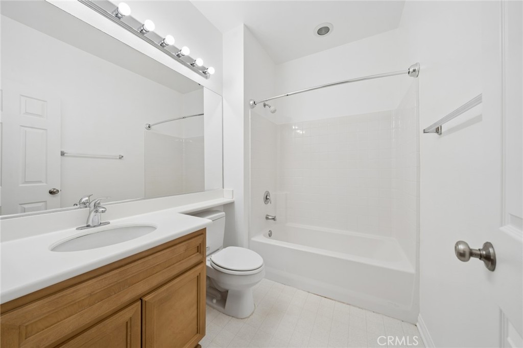 215 Dewdrop, Irvine CA 92603 - photo 15