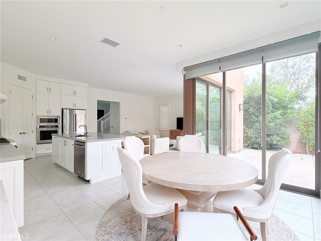 215 Piazza, Irvine CA 92602 - photo 11