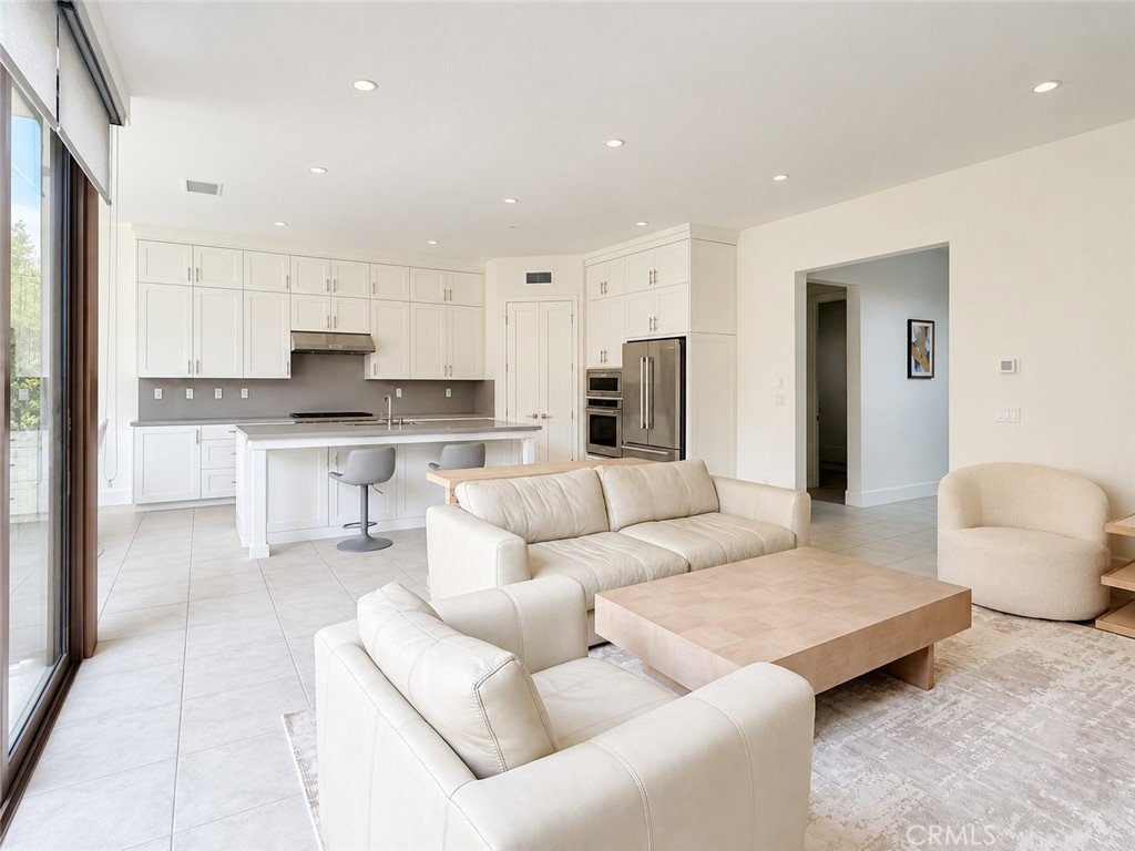 215 Piazza, Irvine CA 92602 - photo 12