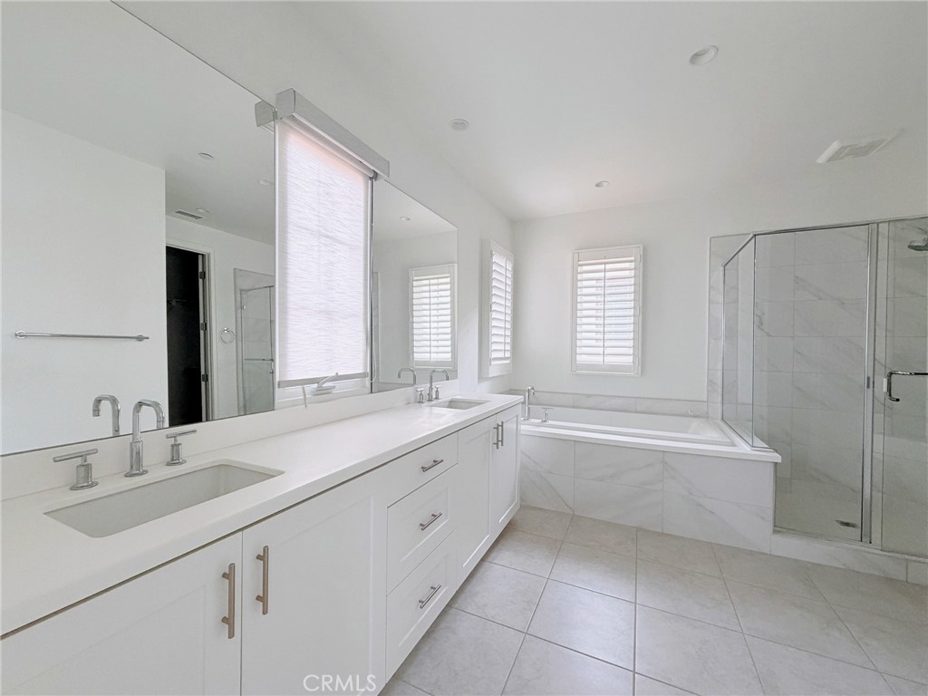 215 Piazza, Irvine CA 92602 - photo 22
