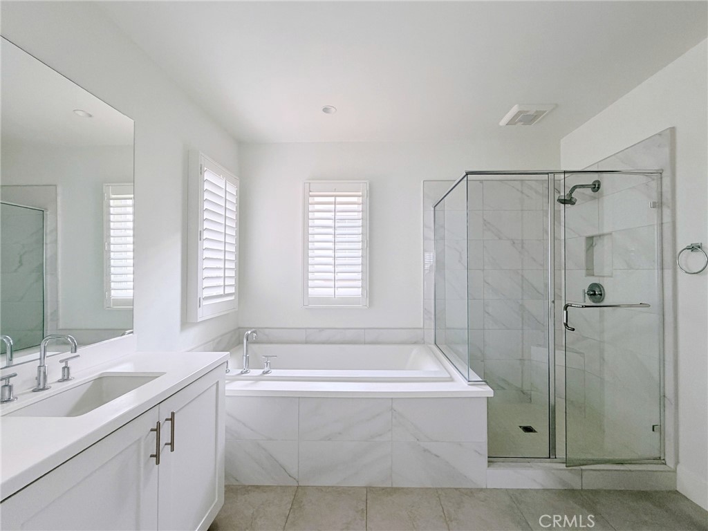 215 Piazza, Irvine CA 92602 - photo 23