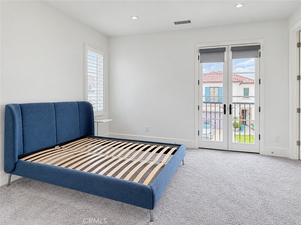 215 Piazza, Irvine CA 92602 - photo 30