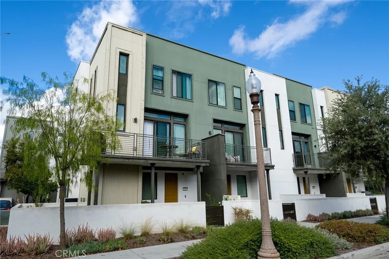 217 Merit, Irvine