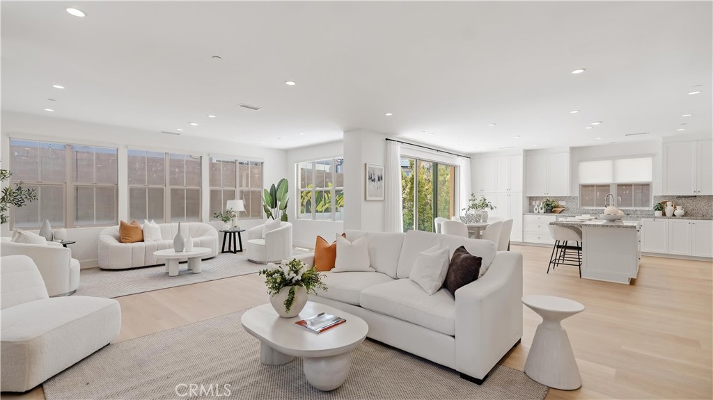 218 Evaroad, Irvine CA 92602 - photo 15