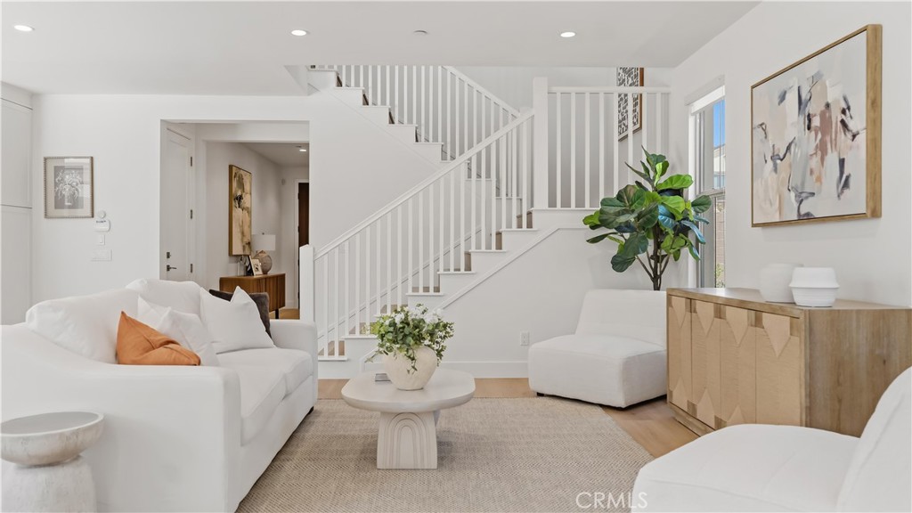 218 Evaroad, Irvine CA 92602 - photo 22