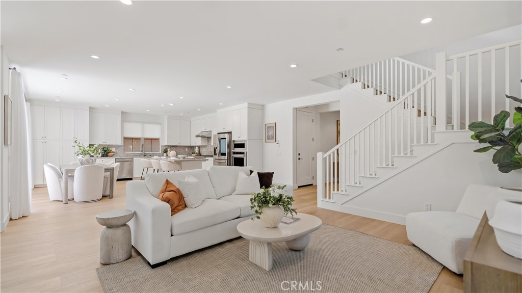 218 Evaroad, Irvine CA 92602 - photo 33