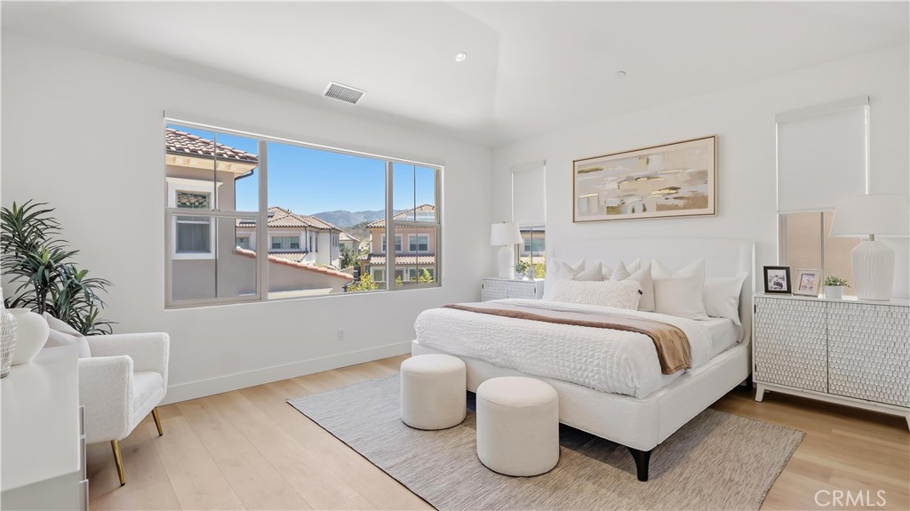 218 Evaroad, Irvine CA 92602 - photo 47