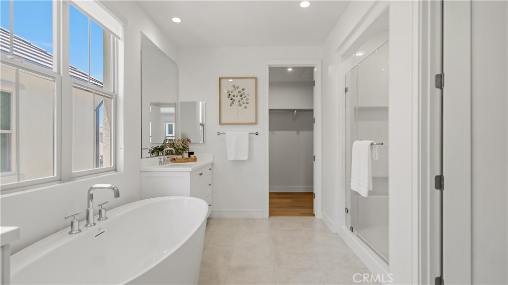 218 Evaroad, Irvine CA 92602 - photo 51