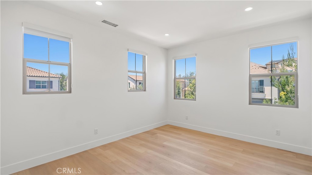 218 Evaroad, Irvine CA 92602 - photo 58