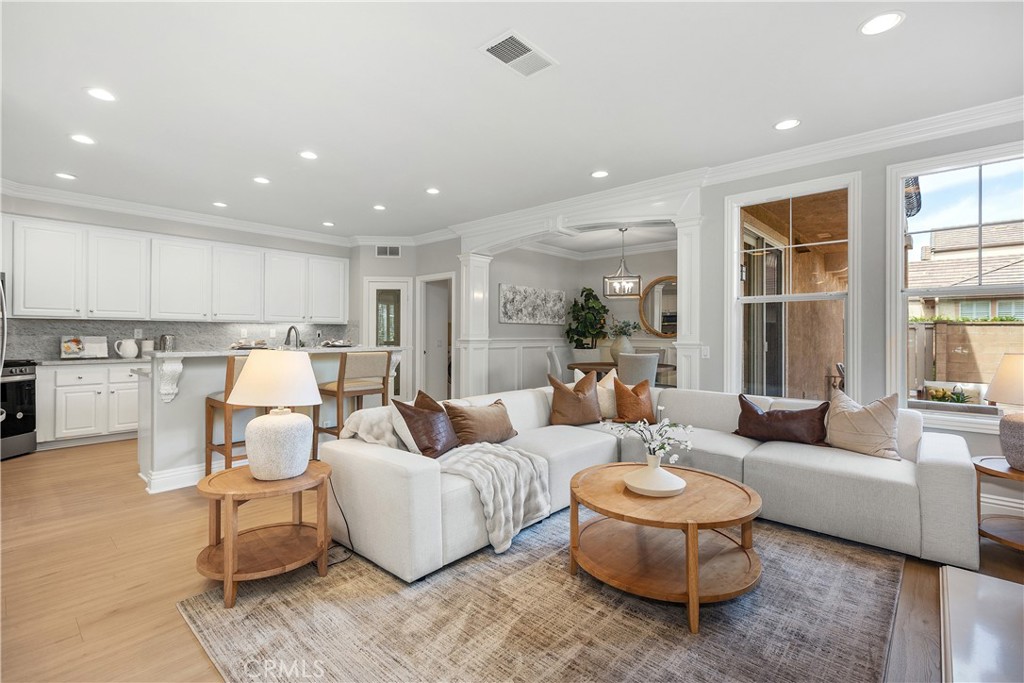 22 Apple Valley, Irvine CA 92602 - photo 1