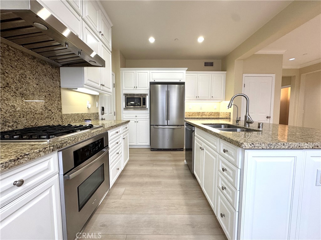 22 Arboretum, Irvine CA 92620 - photo 7
