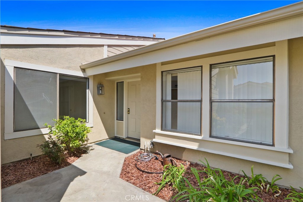 22 Clover, Irvine CA 92604 - photo 2