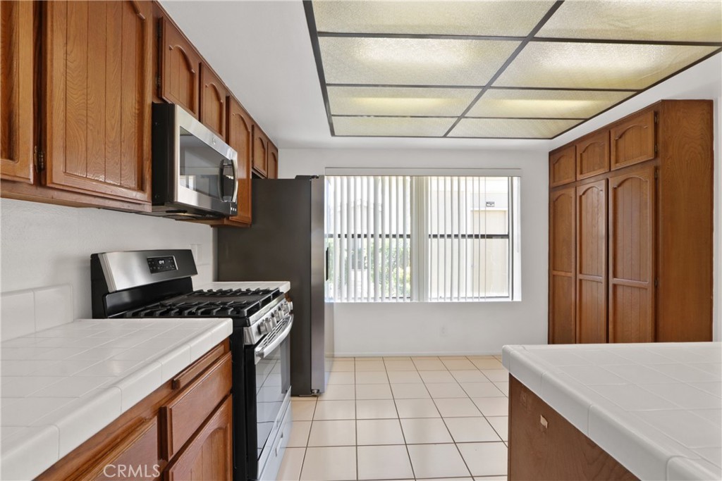 22 Clover, Irvine CA 92604 - photo 8