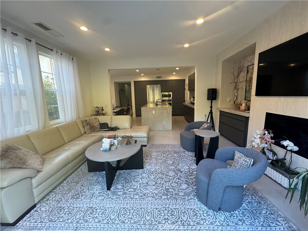 22 Honeydew, Irvine CA 92603 - photo 1